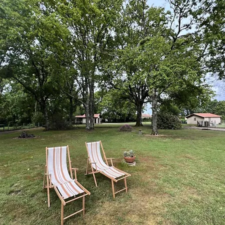 Résidence 105-st Vivien De Medoc - 105 - Superbe Maison Avec Son Grand Parc Verdoyant Mae-2871 Saint-Vivien-de-Médoc